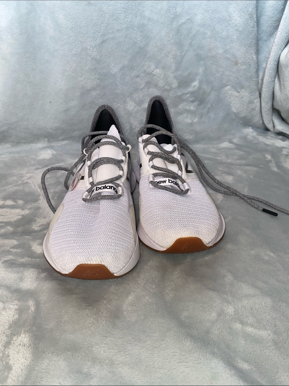 New Balance 8 1/2W   White Mesh Athletic Sneakers with Gray Trim and Gum Outsole